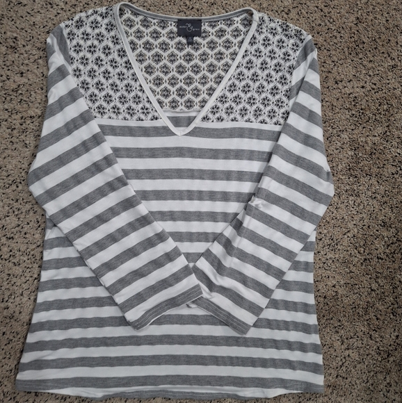 Market & Spruce top medium - Picture 3 of 9